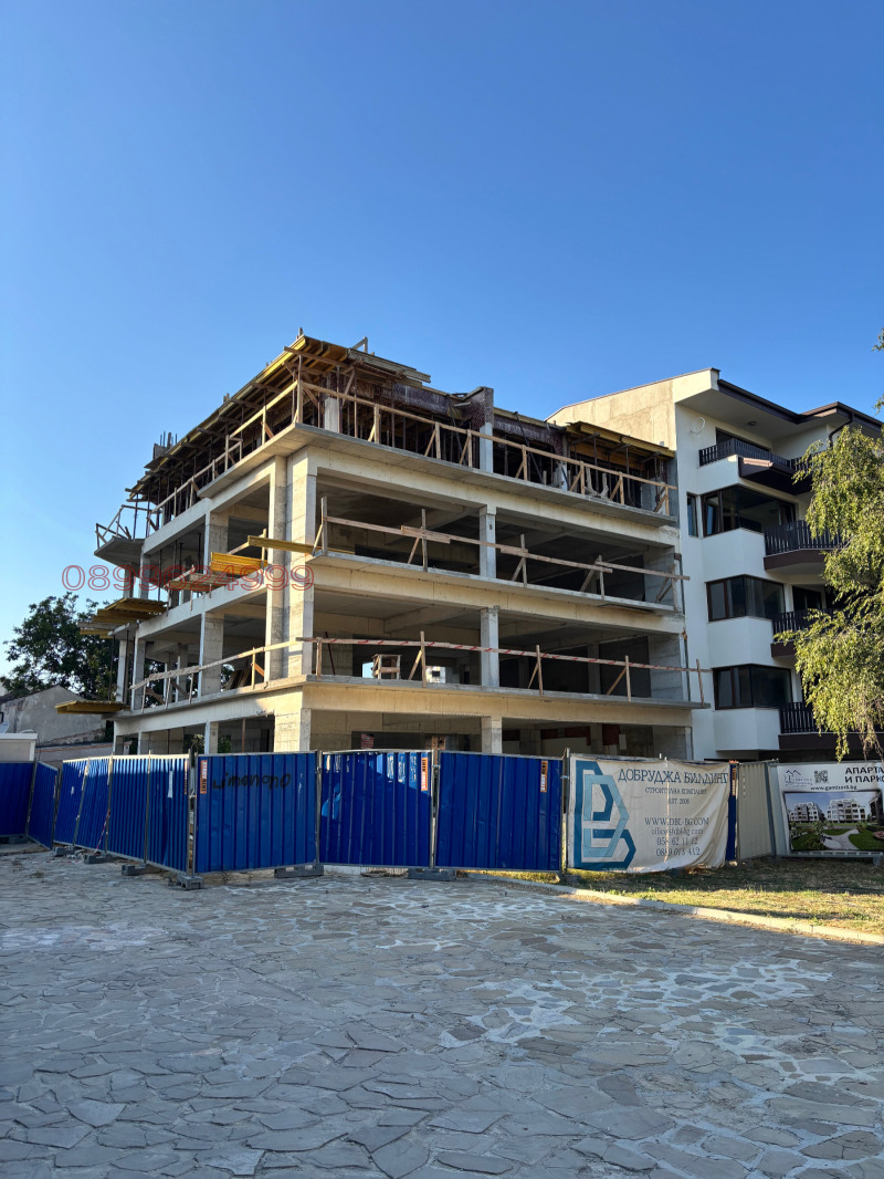 Продава  3-стаен град Добрич , Център , 103 кв.м | 14810051