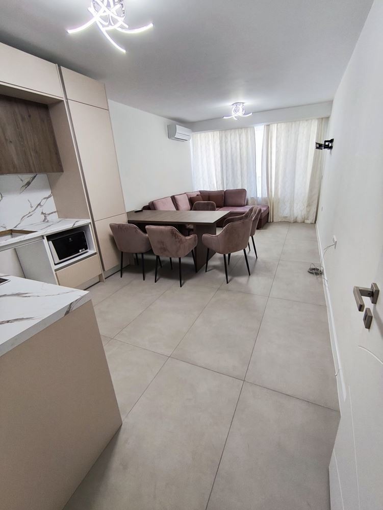 Продава 4-СТАЕН, гр. София, Център, снимка 2 - Апартаменти - 54218690