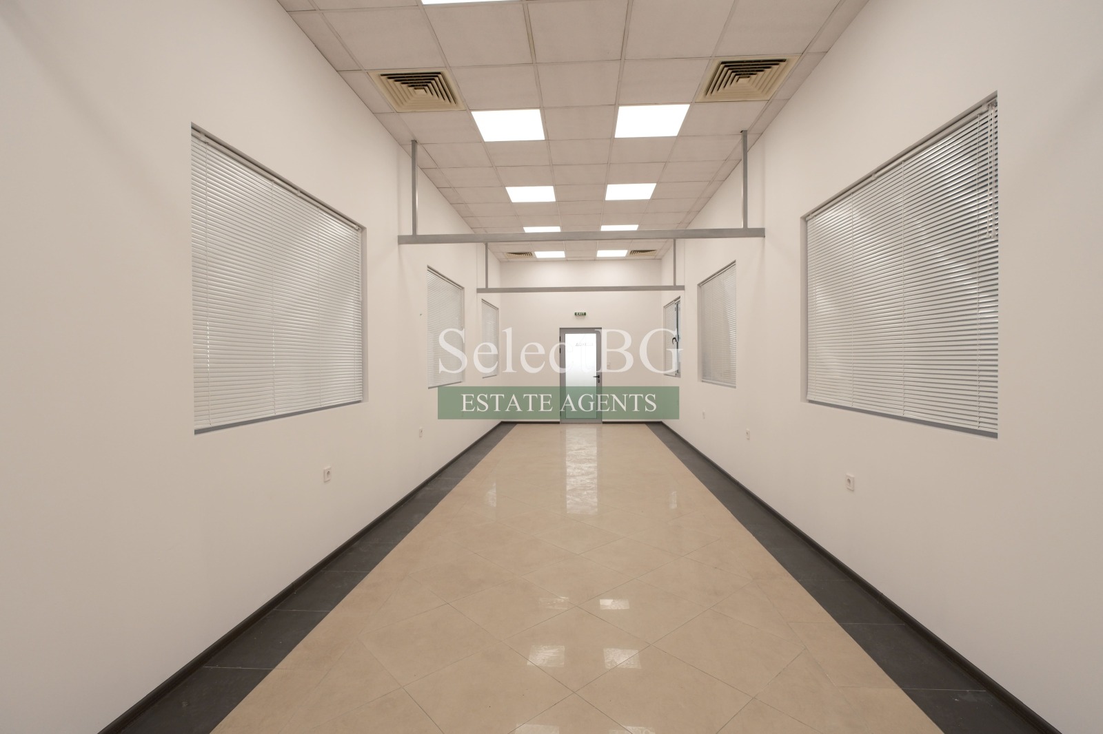 Продава ОФИС, гр. Велико Търново, Център, снимка 2 - Офиси - 53985339