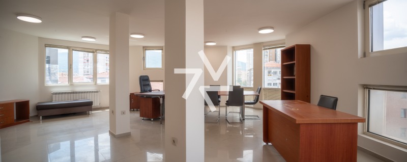 Продава ОФИС в град София, Белите брези - 117 кв.м / 270 000 € » 528 074.10 лв., АКСИО БЪЛГАРИЯ