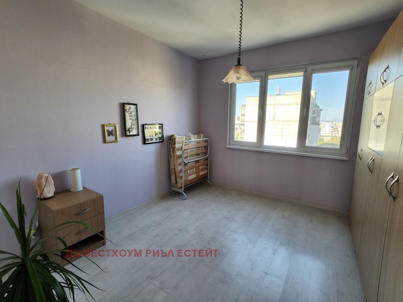 Продава 3-СТАЕН, град Варна, Младост 1 • 133000 € / 260125.39 лв. • 99456860 1