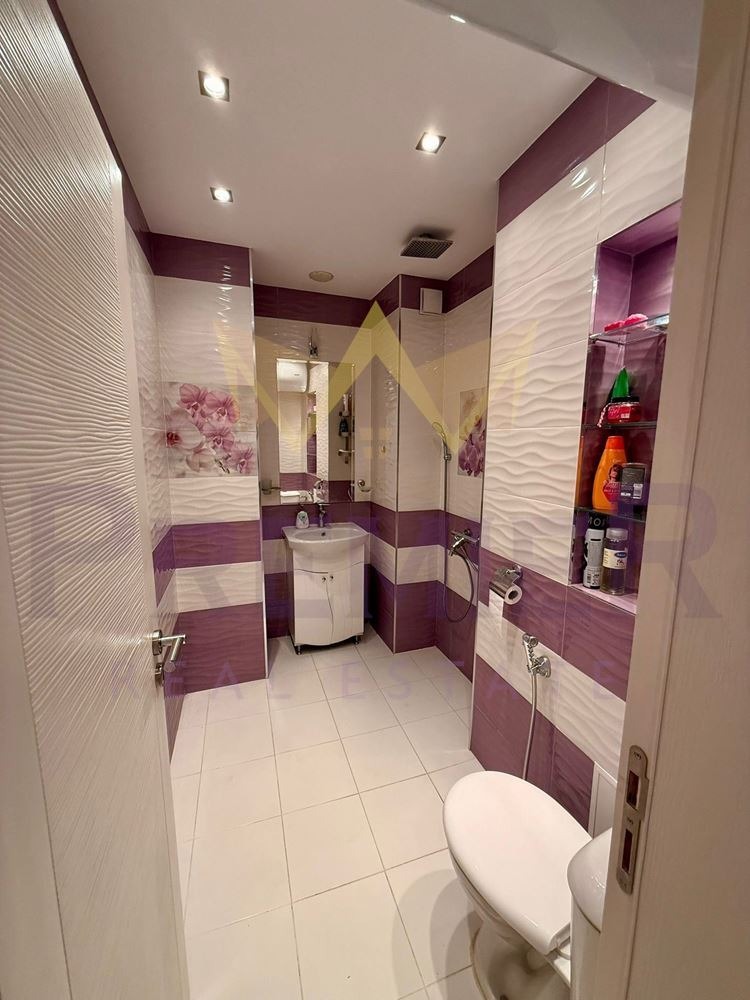 Продава 3-СТАЕН, гр. Пловдив, Център, снимка 8 - Апартаменти - 54353942