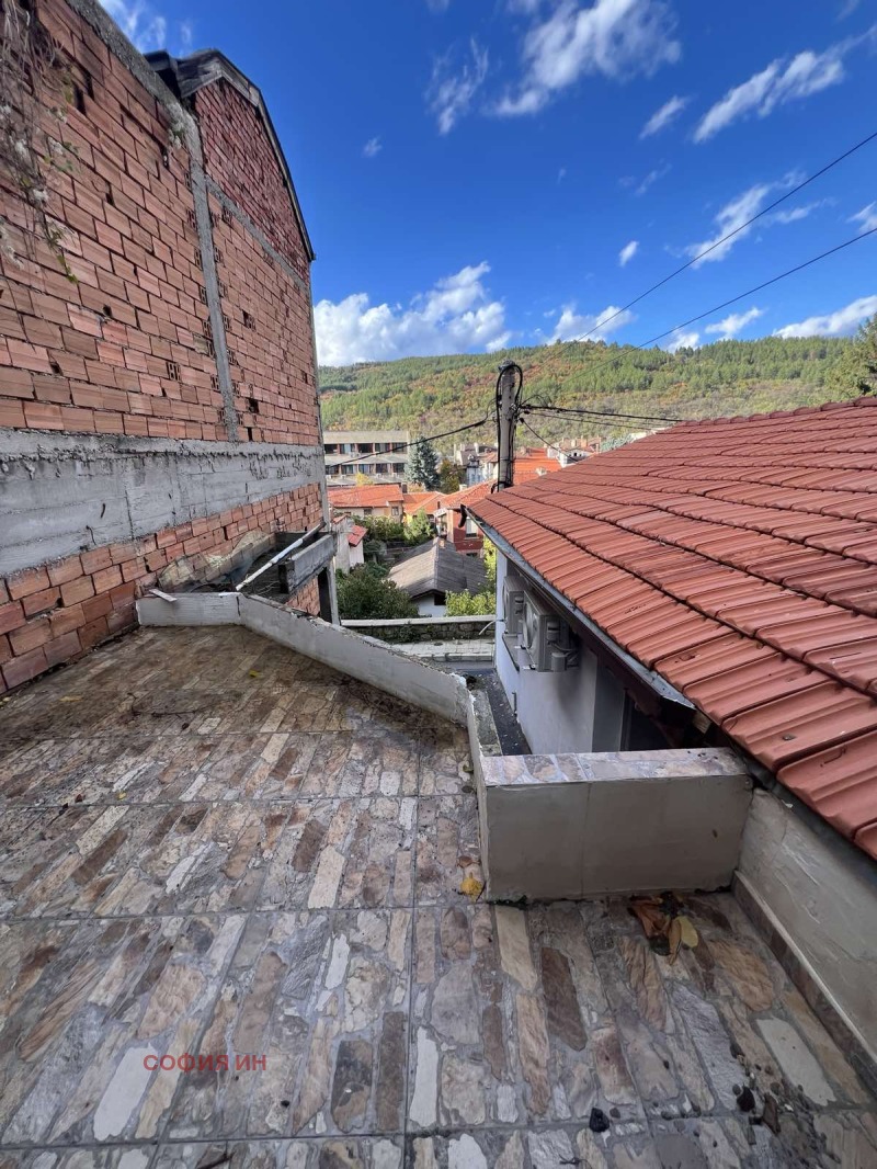 Продава КЪЩА, гр. Дупница, област Кюстендил, снимка 12 - Къщи - 52172510