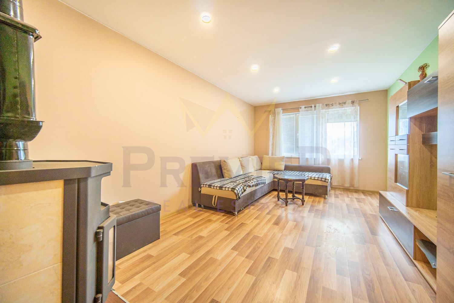 Продава 4-СТАЕН, гр. Балчик, област Добрич, снимка 4 - Апартаменти - 54411699