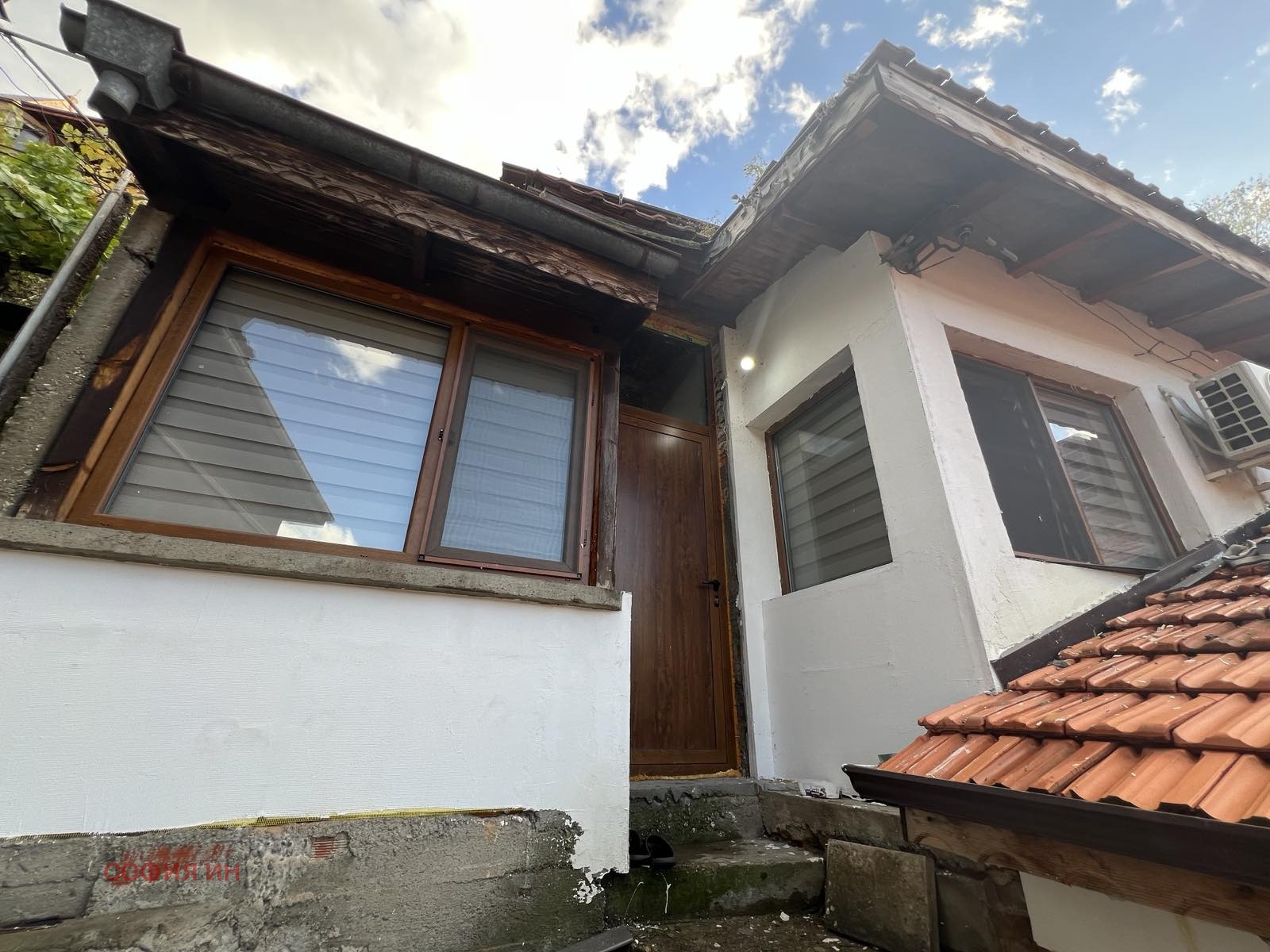 Продава КЪЩА, гр. Дупница, област Кюстендил, снимка 2 - Къщи - 52172510