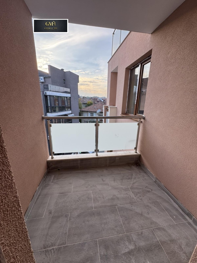 Eladó  1 hálószoba Pleven , Idealen centar , 86 négyzetméter | 74003381 - kép [6]