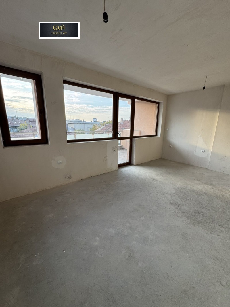 Eladó  1 hálószoba Pleven , Idealen centar , 86 négyzetméter | 74003381 - kép [3]
