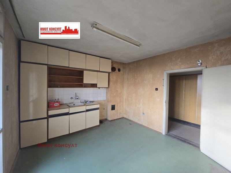 Продава  3-стаен град Пловдив , Център , 92 кв.м | 17341972 - изображение [2]