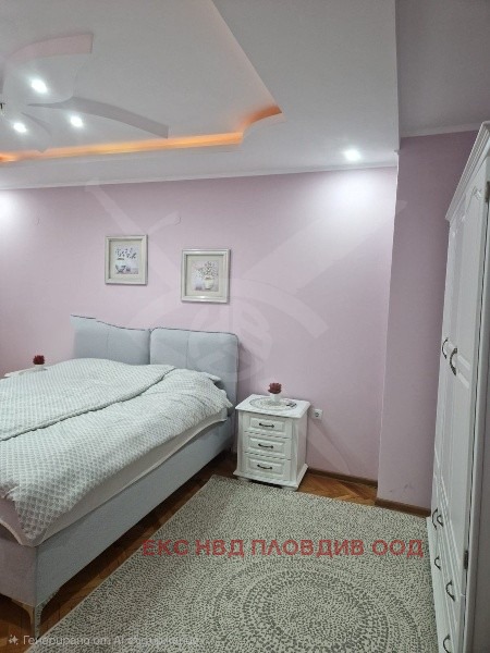 Продава 3-СТАЕН, гр. Карлово, област Пловдив, снимка 2 - Апартаменти - 54591281