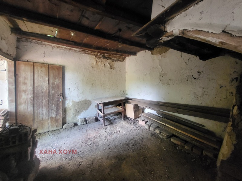 Продава КЪЩА, с. Слатина, област Ловеч, снимка 10 - Къщи - 53119475