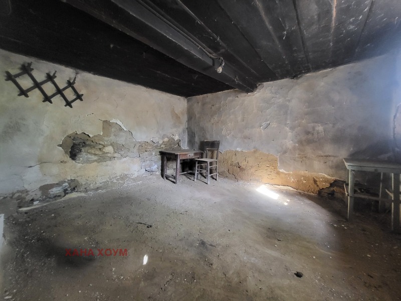 Продава КЪЩА, с. Слатина, област Ловеч, снимка 8 - Къщи - 53119475