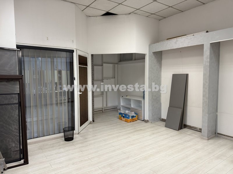Продава МАГАЗИН, гр. Пловдив, Център, снимка 3 - Магазини - 56269512