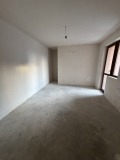Продава 2-СТАЕН, град Плевен, Идеален център • 135000 € / 264037.05 лв. • 99893946 7