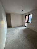 Продава 2-СТАЕН, град Плевен, Идеален център • 135000 € / 264037.05 лв. • 99893946 8