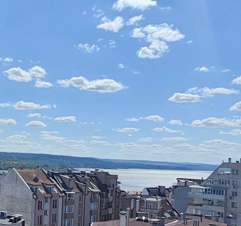 Продава МНОГОСТАЕН в град Варна, Христо Ботев - 179 кв.м / 249 900 € » 488 761.92 лв., СЪН РИЪЛ
