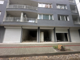 Mağaza Zona B-19, Sofia 1