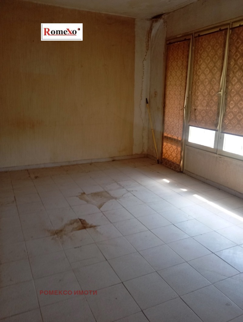 Продава  2-стаен град Пловдив , Изгрев , 40 кв.м | 47235408 - изображение [4]
