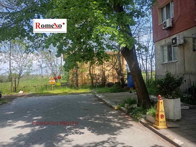 Продава  2-стаен град Пловдив , Изгрев , 40 кв.м | 47235408 - изображение [2]
