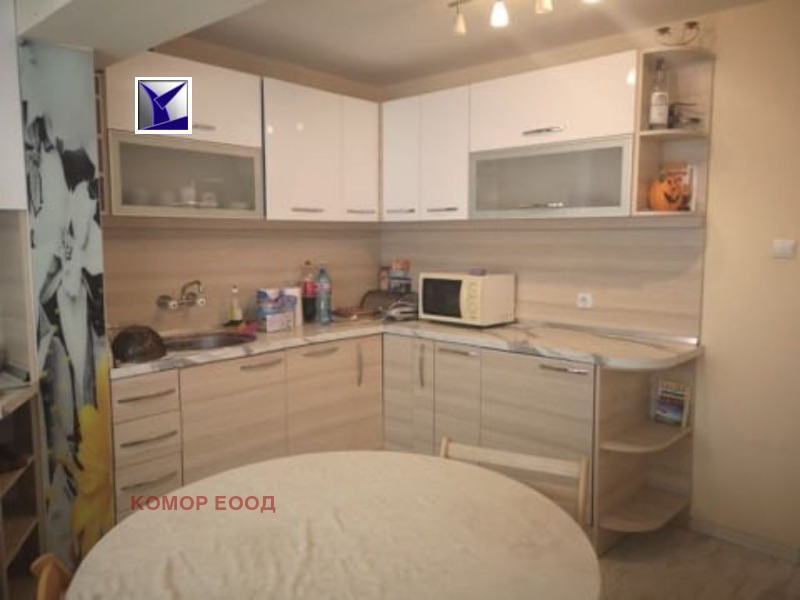 Продава  3-стаен, град Русе, Възраждане •  156 000 EUR • ID 85902610 — holmes.bg - [1] 