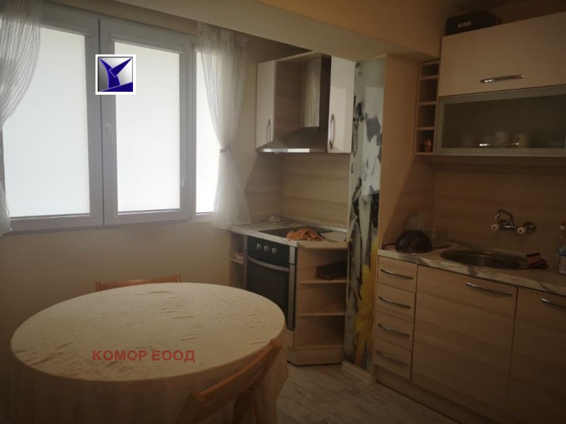 Na sprzedaż  2 sypialnie Ruse , Wazrażdane , 78 mkw | 88714647 - obraz [2]