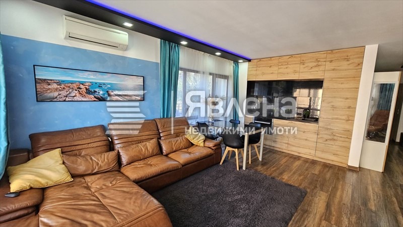 Продава 3-СТАЕН, гр. Варна, Възраждане 3, снимка 3 - Апартаменти - 56109020