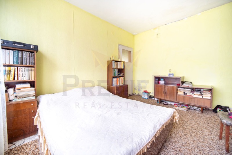 Продава ЕТАЖ ОТ КЪЩА, гр. Добрич, Рилци, снимка 8 - Етаж от къща - 53148281