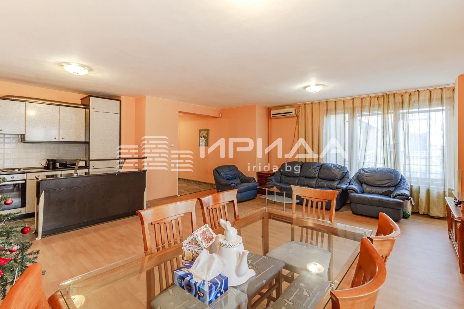 Продава 3-СТАЕН, гр. София, Център