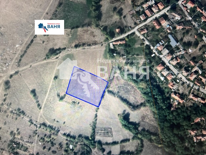 Продава ПАРЦЕЛ в област Пловдив, гр. Карлово - 3999 кв.м / 20 500 € » 40 094.52 лв., НЕДВИЖИМИ ИМОТИ ВАНЯ