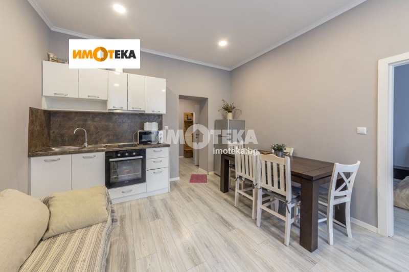 Na prodej  1 ložnice Varna , Centar , 89 m2 | 59639132 - obraz [2]