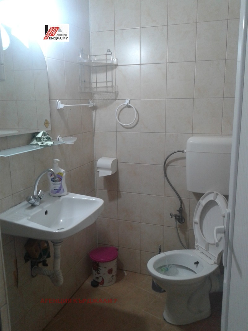 Till salu  1 sovrum Kardjali , Vazrojdenci , 80 kvm | 51146712 - bild [8]