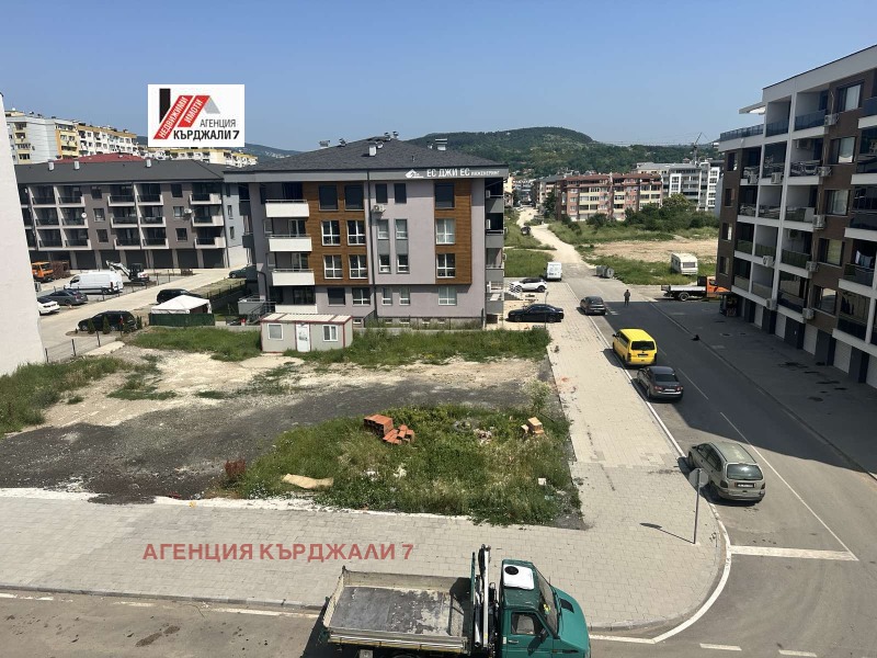 Продава 2-СТАЕН, гр. Кърджали, Възрожденци, снимка 8 - Апартаменти - 52140197