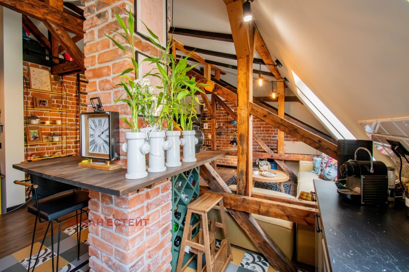 Продава 3-СТАЕН, гр. София, Център, снимка 3 - Апартаменти - 52327033