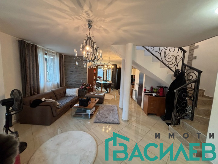 Продава КЪЩА, с. Пролеша, област София област, снимка 2 - Къщи - 53033485