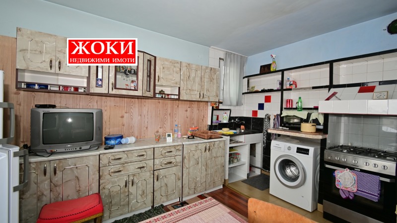 Продава  Вила област Перник , гр. Радомир , 168 кв.м | 86727984 - изображение [2]