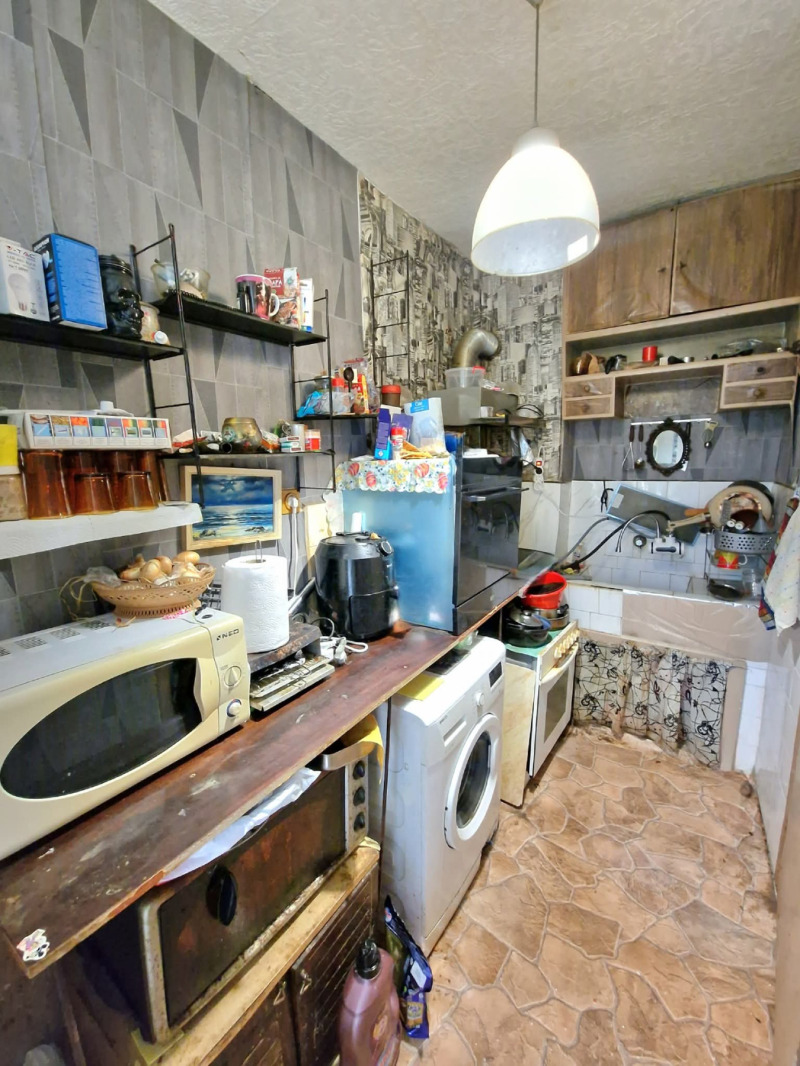 Продава 3-СТАЕН, гр. Добрич, Център, снимка 12 - Апартаменти - 53497000