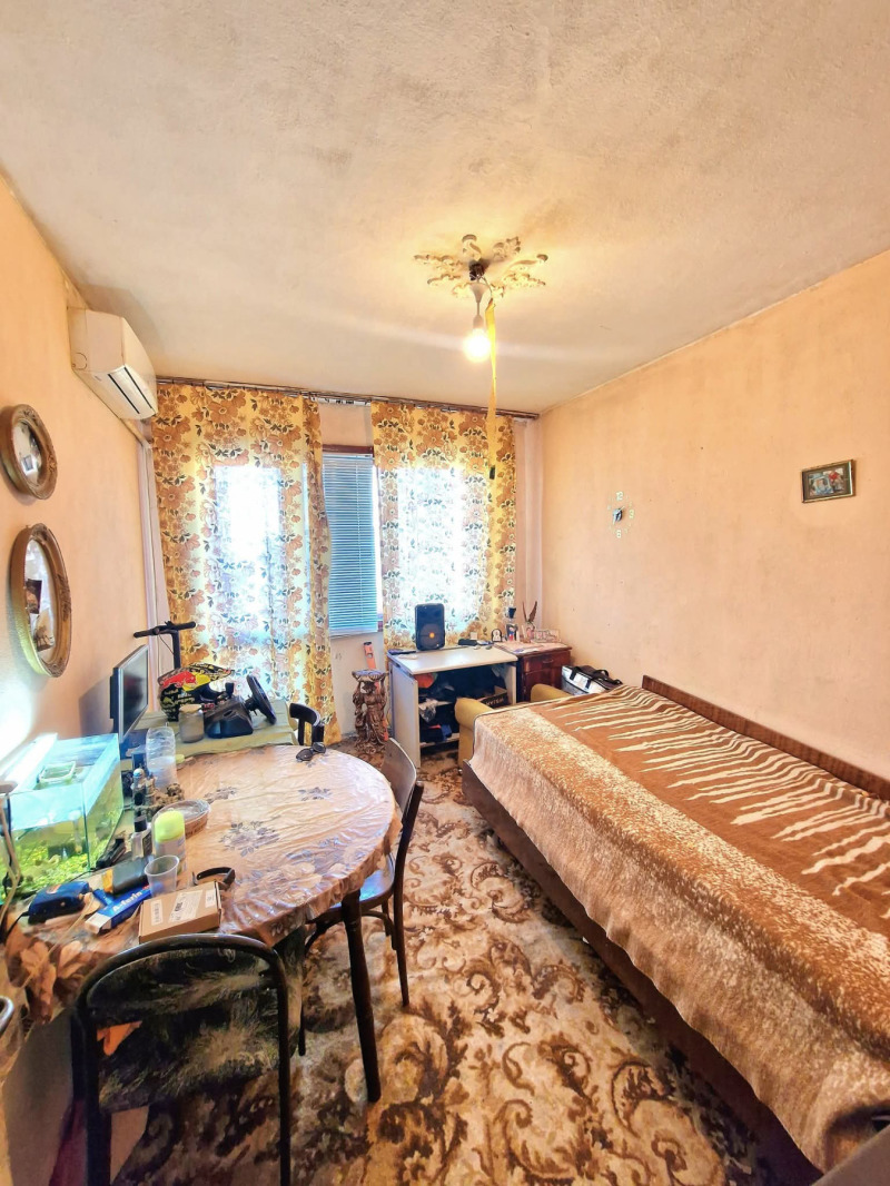 Продава 3-СТАЕН, гр. Добрич, Център, снимка 6 - Апартаменти - 53497000