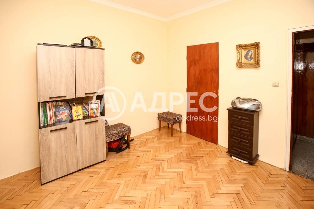 Продава 2-СТАЕН, гр. София, Борово, снимка 2 - Апартаменти - 55665001