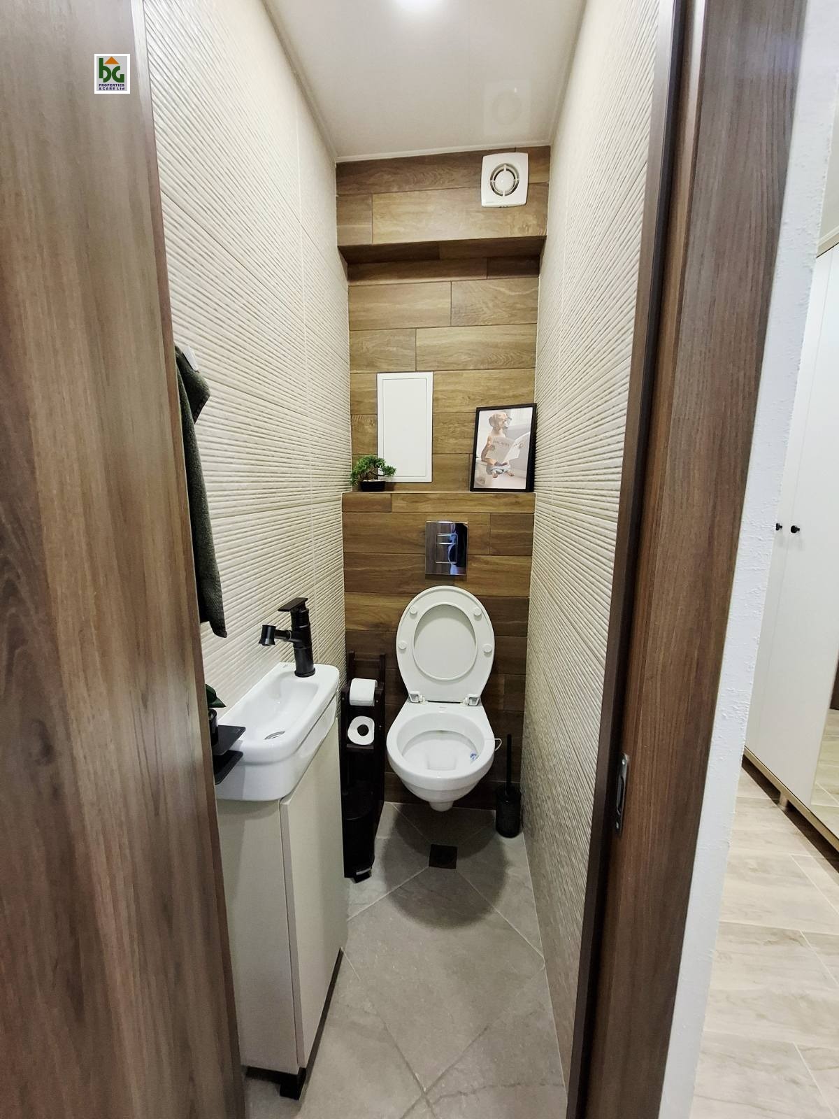 Продава 4-СТАЕН, гр. Варна, Левски 1, снимка 15 - Апартаменти - 55404527