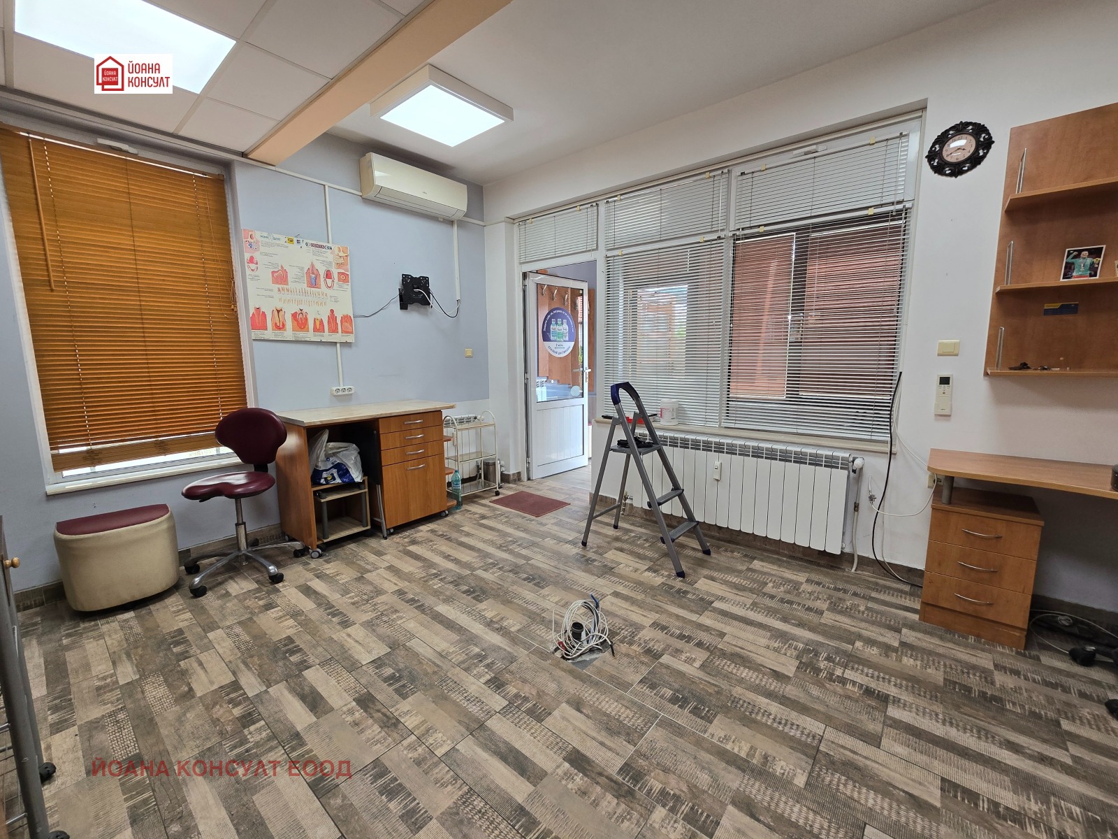 Продава МАГАЗИН, гр. Плевен, Идеален център, снимка 4 - Магазини - 54287877