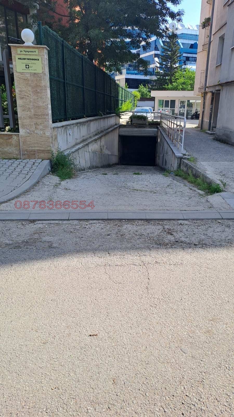 Продава ГАРАЖ, ПАРКОМЯСТО, гр. София, Бъкстон, снимка 2 - Гаражи и паркоместа - 54918363