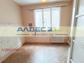 2 спальні Център, София