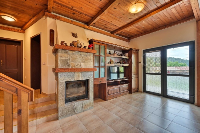 De vânzare  Casa regiunea Sofia , Godeci , 350 mp | 82008082 - imagine [4]
