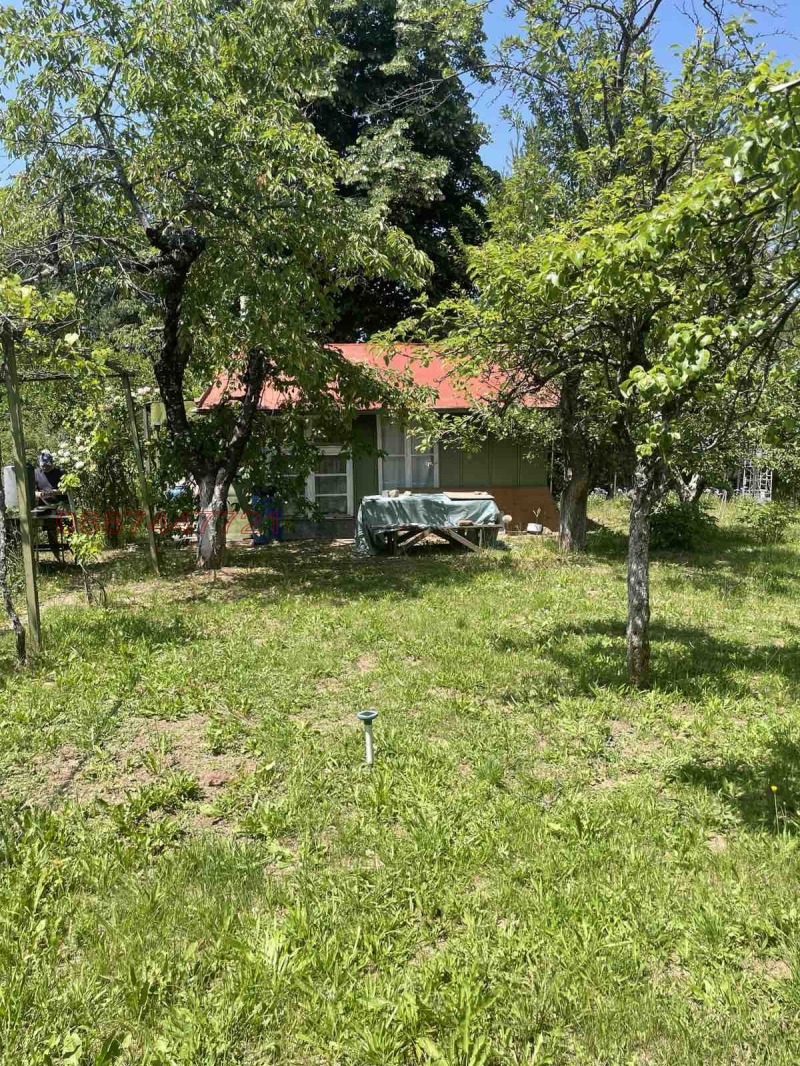 Продава  Вила, град София, гр. Нови Искър • 36 000 EUR • ID 23294646 — holmes.bg - [1] 