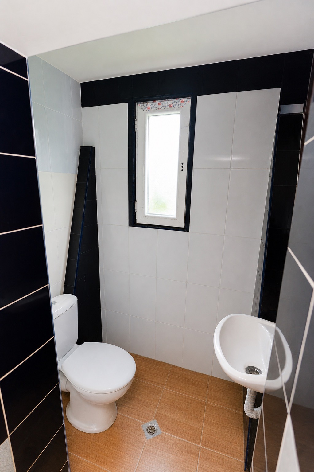 Продава КЪЩА, с. Драговищица, област Кюстендил, снимка 13 - Къщи - 55795224