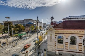 Hus Tsentar, Sofia 1