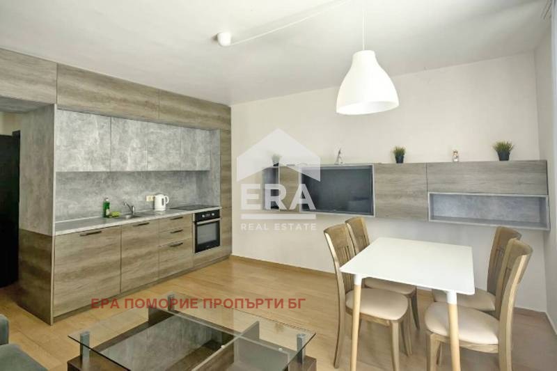 Продава 2-СТАЕН, гр. Поморие, област Бургас, снимка 2 - Aпартаменти - 49396087