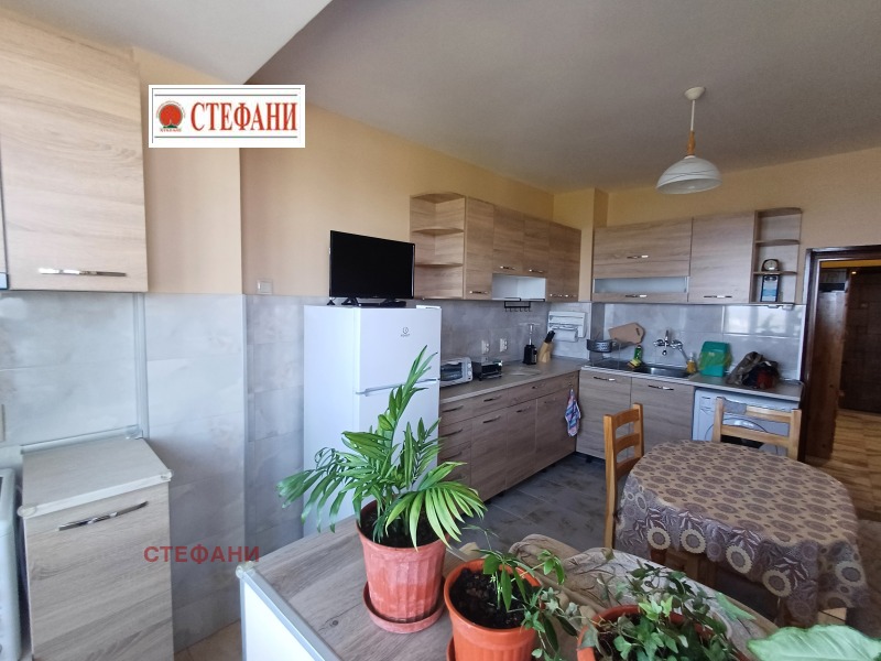 Продава 3-СТАЕН, гр. Русе, Алеи Възраждане, снимка 2 - Aпартаменти - 47106086