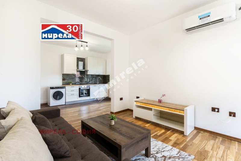 Na prodej  2 ložnice Sofia , Centar , 75 m2 | 40256554 - obraz [2]