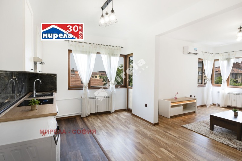 Na prodej  2 ložnice Sofia , Centar , 75 m2 | 40256554 - obraz [3]