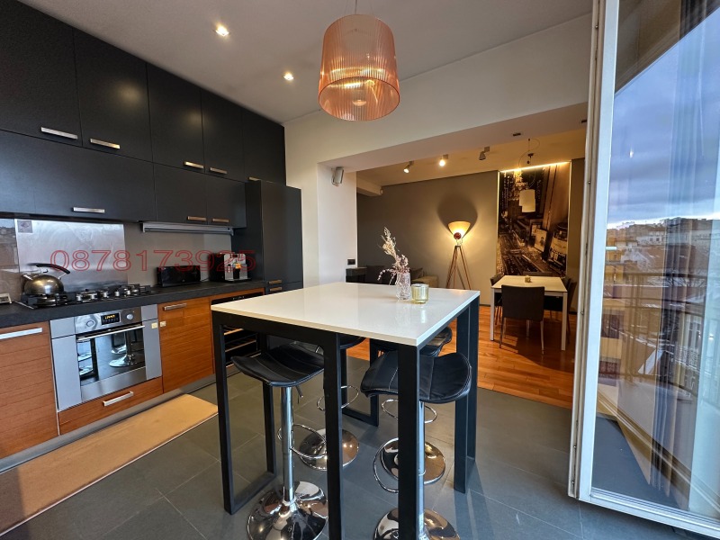 Продава 3-СТАЕН, гр. София, Център, снимка 2 - Апартаменти - 53189281